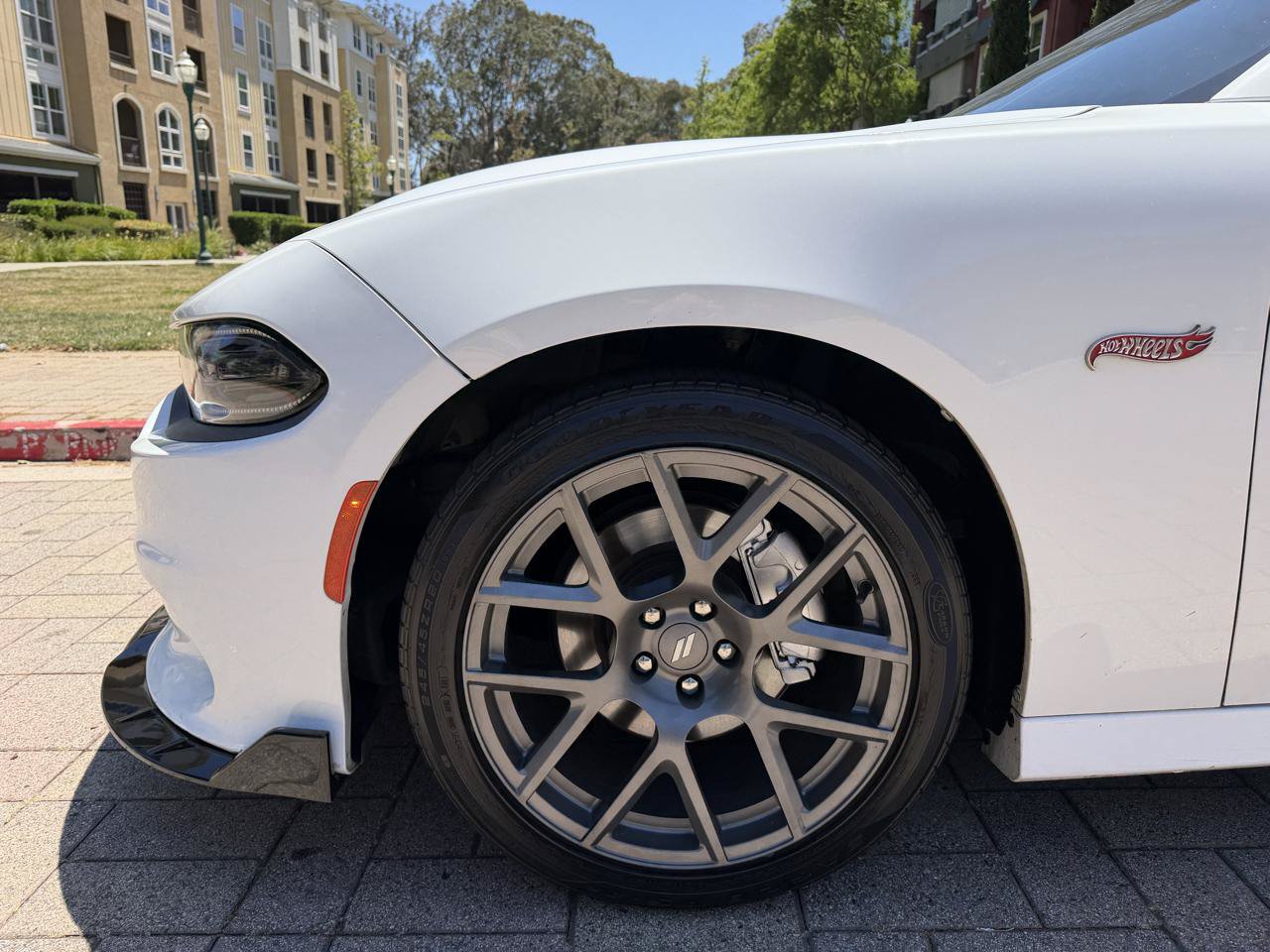 Used 2018 Dodge Charger R/T RWD image 24