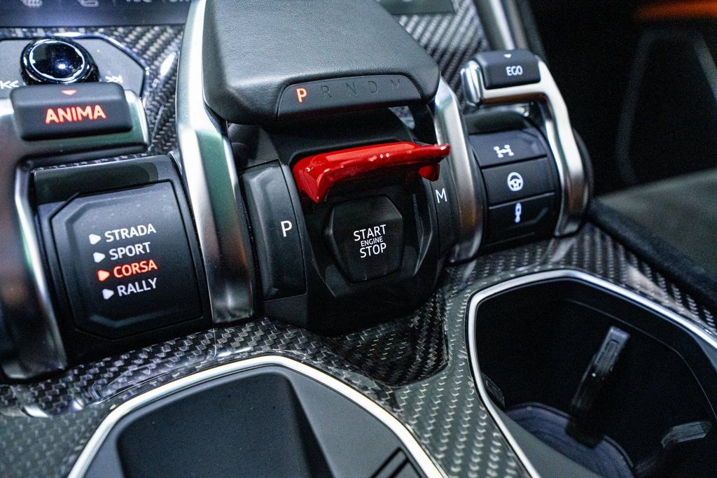 Used 2023 Lamborghini Urus Performante image 59