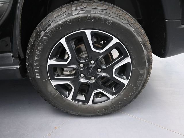 Used 2021 Jeep Compass Trailhawk w/ Convenience Group AWD/4WD image 13