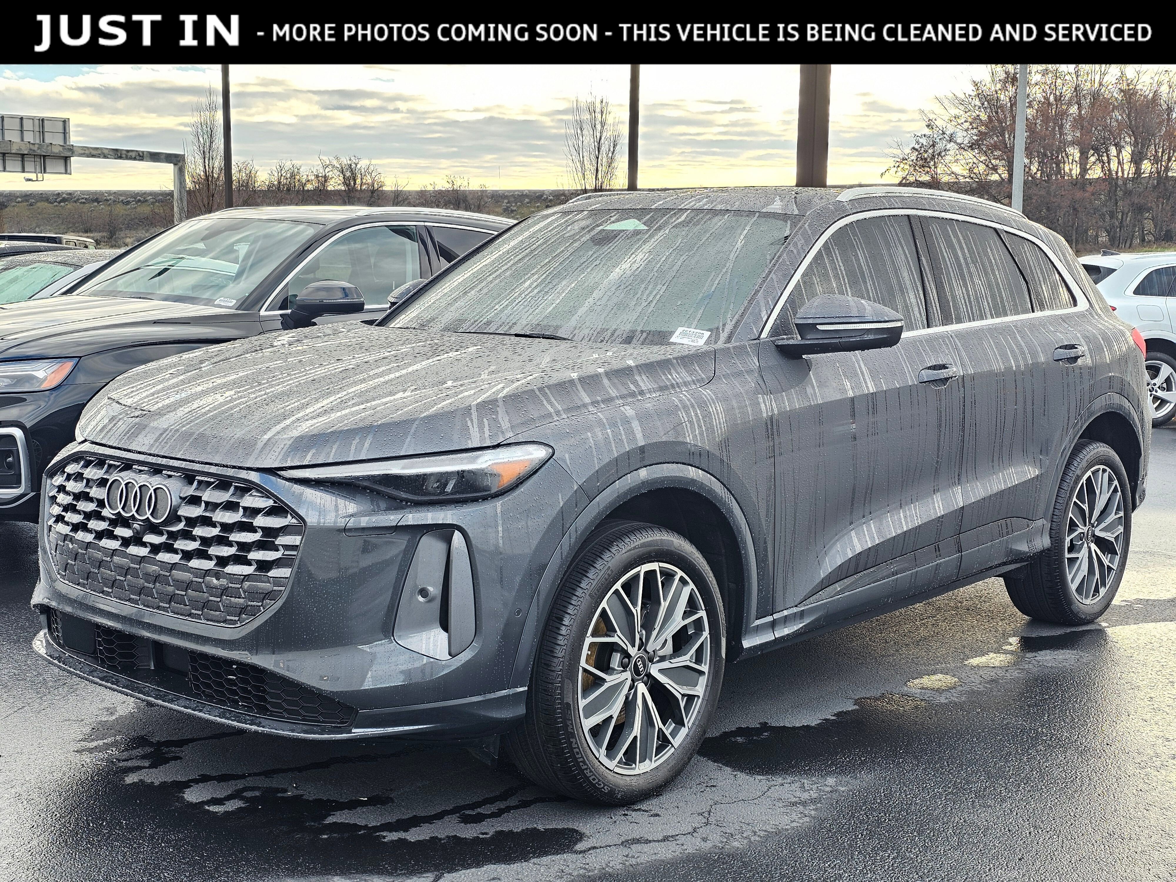 Used 2025 Audi Q5 Premium Plus w/ Premium Plus image 1