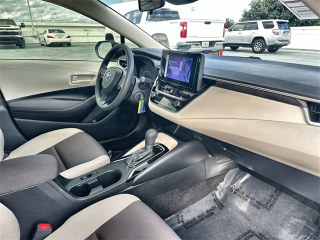Used 2026 Toyota Corolla LE image 30