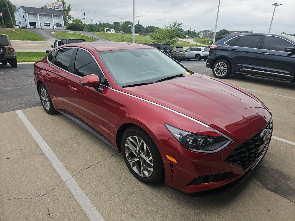 Used 2023 Hyundai Sonata SEL w/ Preferred Accessory Package FWD image 3