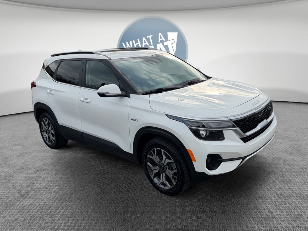 Used 2022 Kia Seltos EX image 1