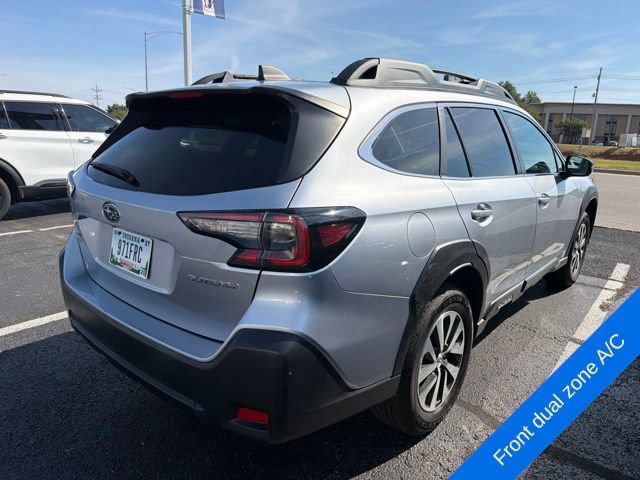 Used 2023 Subaru Outback Premium AWD/4WD image 4