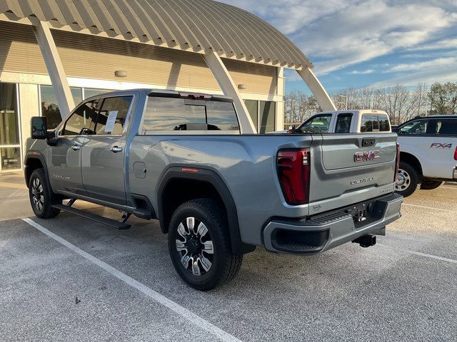 Used 2024 GMC Sierra 2500 Denali w/ Denali Reserve Package image 4