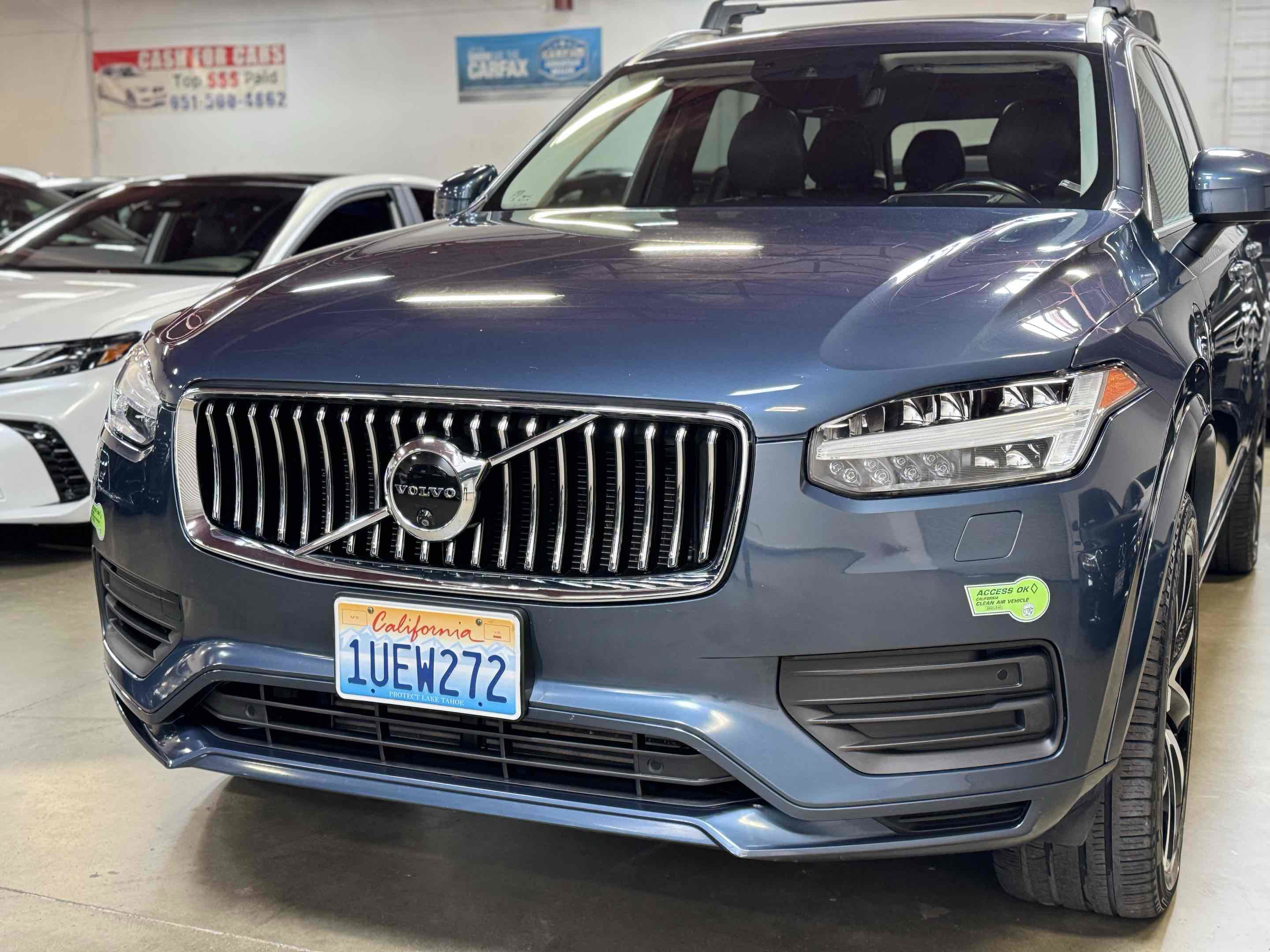 Used 2020 Volvo XC90 T8 Momentum w/ Protection Package Premier AWD/4WD image 11
