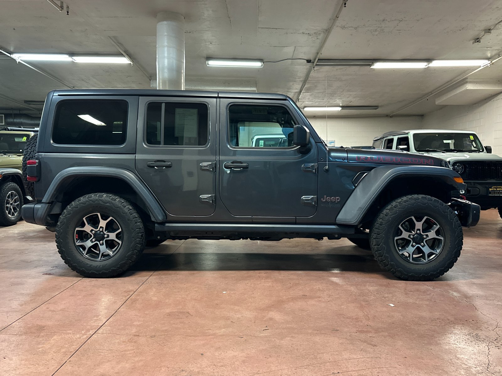 Used 2018 Jeep Wrangler Unlimited Rubicon AWD/4WD image 6