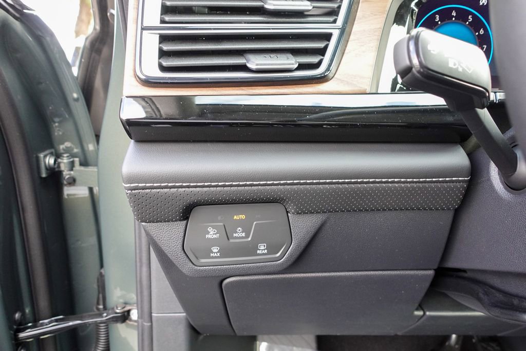 New 2026 Volkswagen Atlas SE image 20