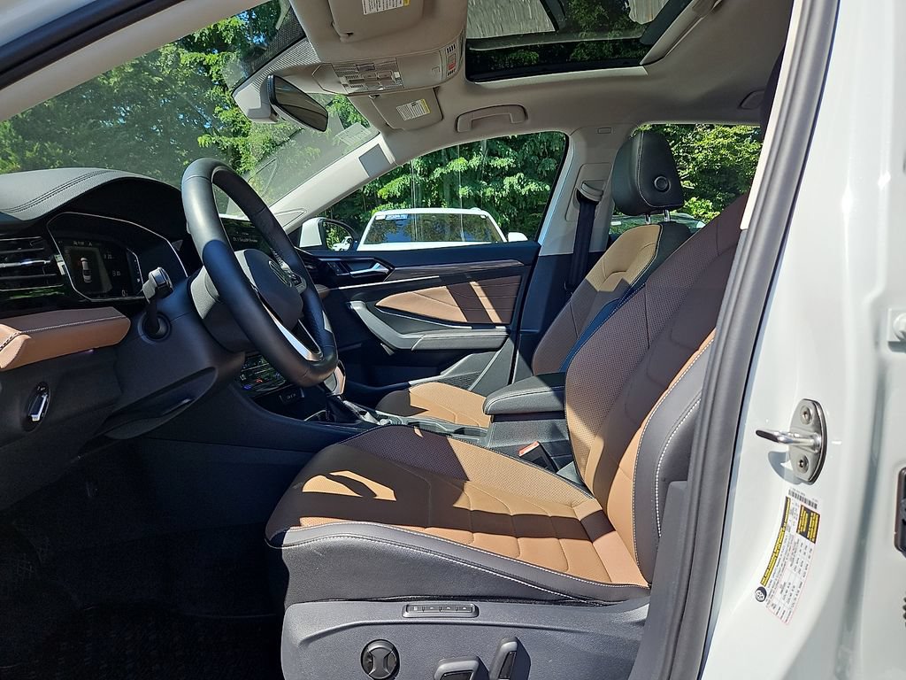Certified 2026 Volkswagen Jetta SEL FWD image 13