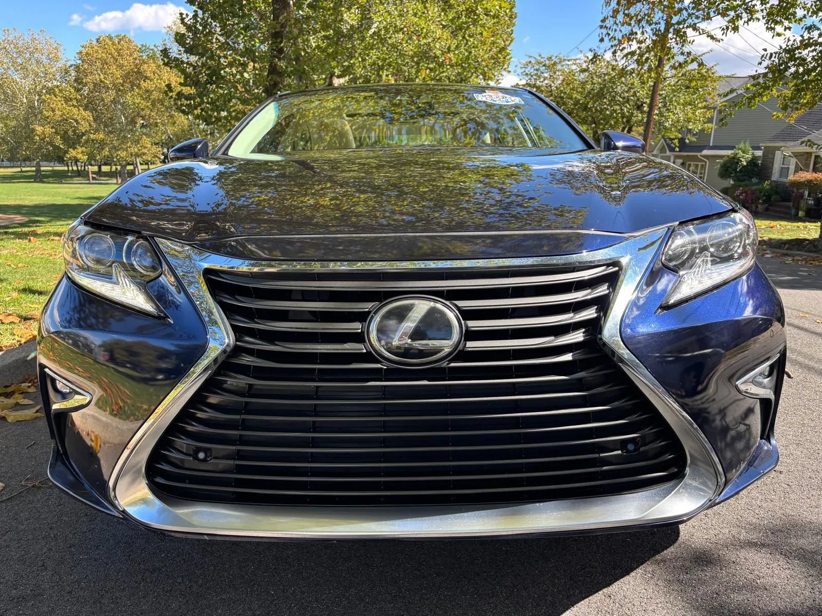 Used 2016 Lexus ES 350 w/ Luxury Package w/Wood Trim FWD image 8