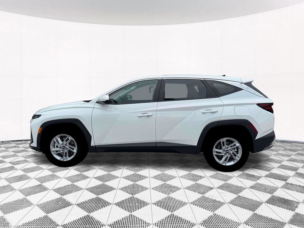 New 2026 Hyundai Tucson SE FWD image 3