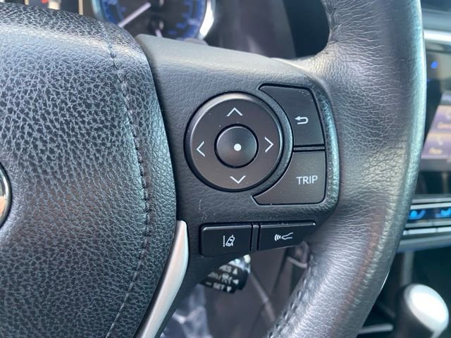 Certified 2018 Toyota Corolla SE w/ Carpet Mat Package (TMS) image 17