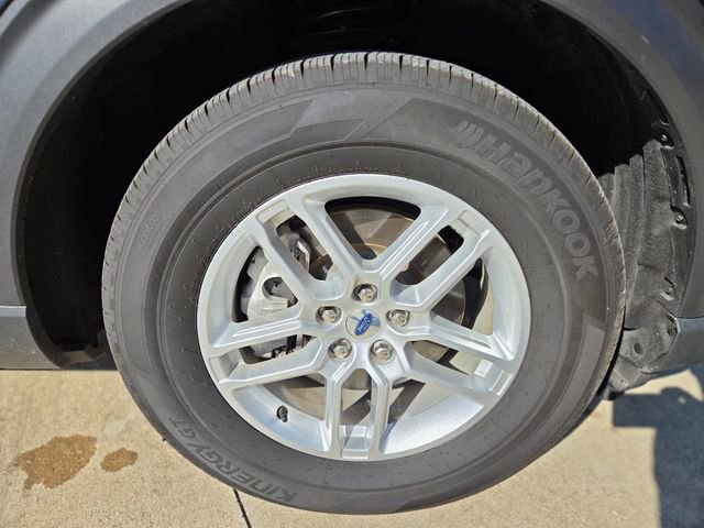 Used 2025 Ford Explorer Active w/ Active Comfort Package image 14