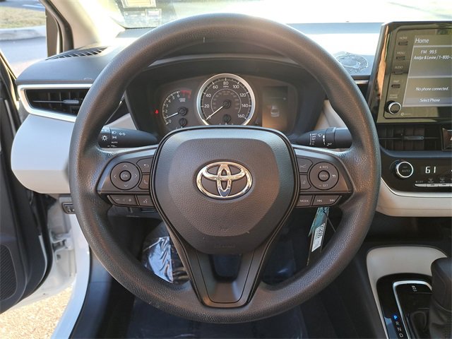 Used 2022 Toyota Corolla LE image 26