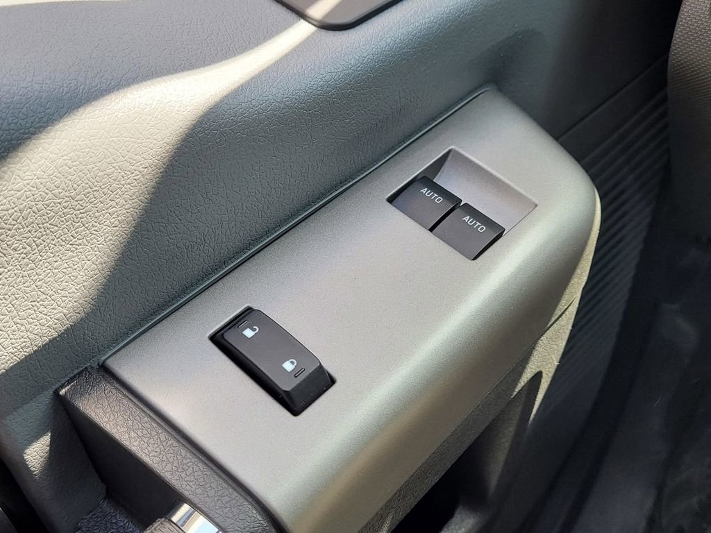 New 2025 Ford F650 2WD Regular Cab Super Duty image 8