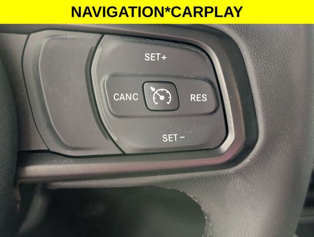 Used 2023 Jeep Gladiator Sport image 17