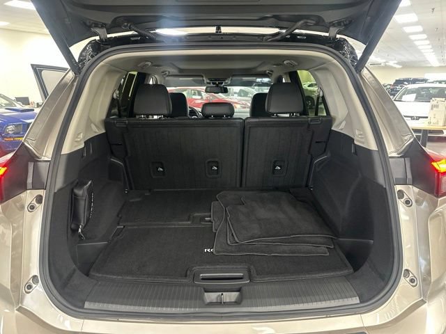 Used 2025 Nissan Rogue Platinum AWD/4WD image 19