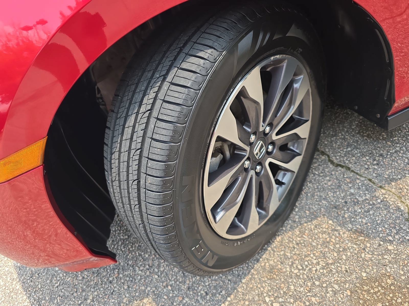 Used 2022 Honda Odyssey EX-L image 32