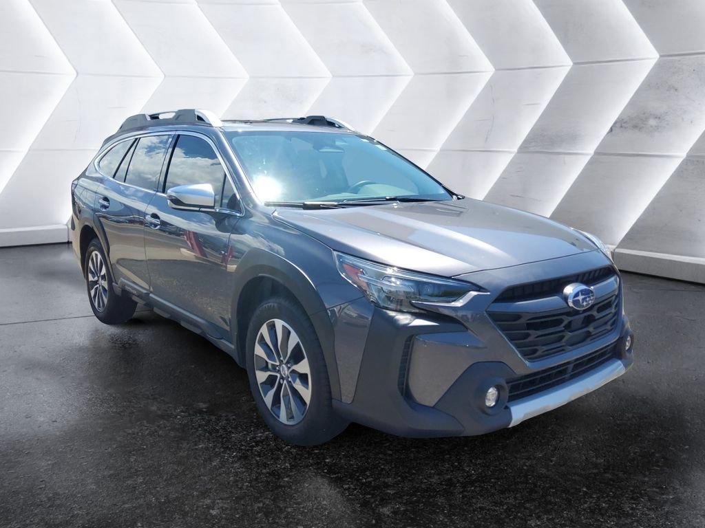 Used 2025 Subaru Outback Touring w/ Popular Package #2