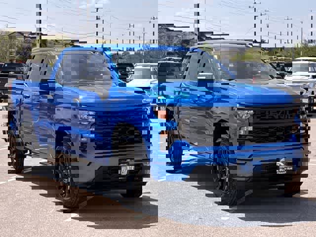 Used 2026 Chevrolet Silverado 1500 Custom w/ LPO, Dark Essentials Package image 8