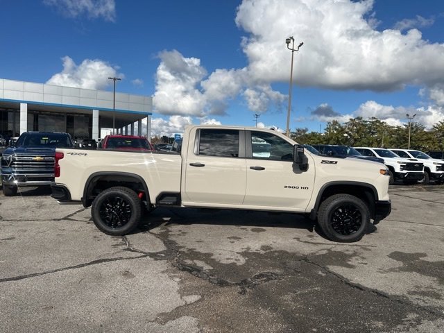 New 2026 Chevrolet Silverado 2500 Custom w/ Custom Value Package image 2