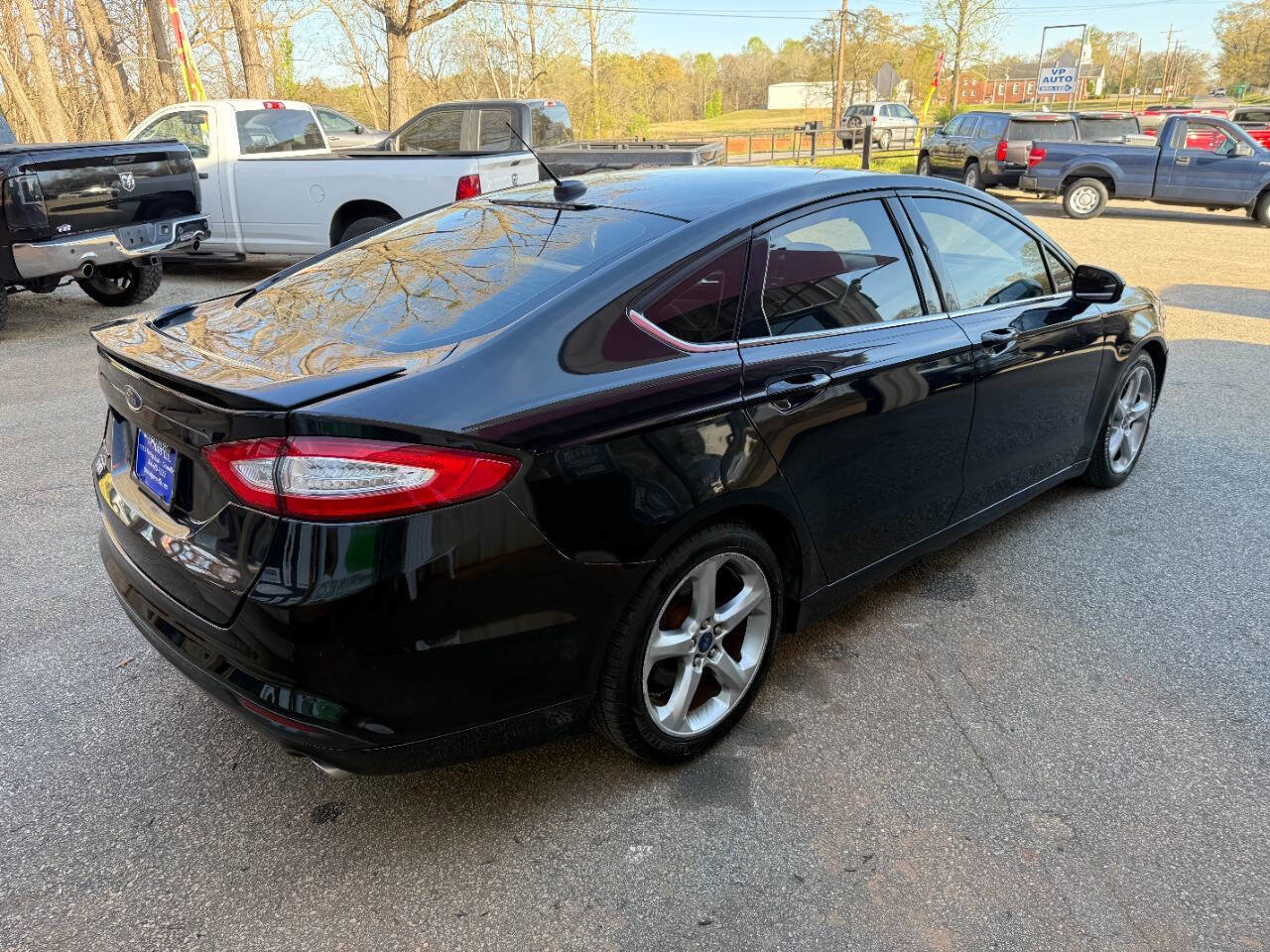 Used 2016 Ford Fusion S w/ Equipment Group 101A FWD image 4