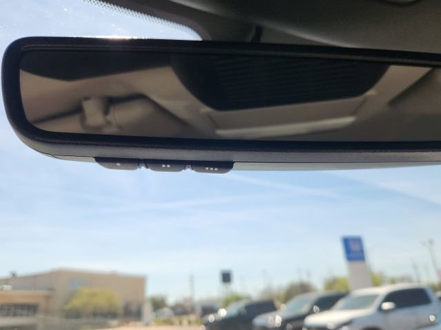 Used 2024 Nissan Pathfinder SL w/ Black Appearance Package image 35