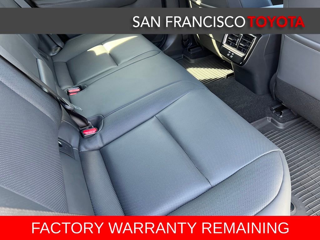 Certified 2025 Toyota Crown Signia image 20