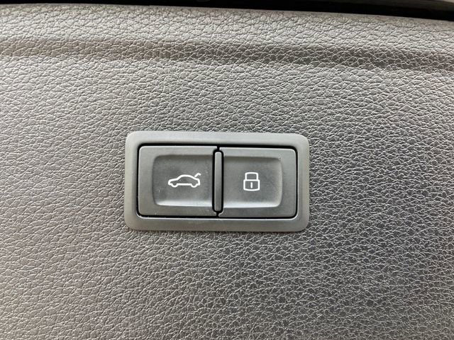 Used 2021 Audi Q5 e Premium Plus w/ Premium Plus Package image 33