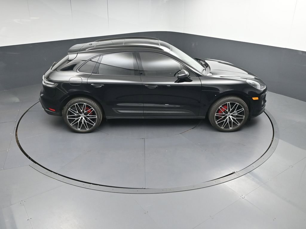 Certified 2024 Porsche Macan S AWD/4WD image 38