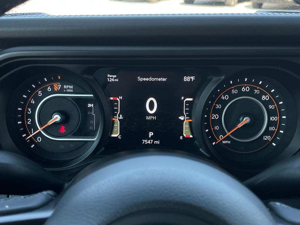 Certified 2025 Jeep Gladiator Rubicon w/ Convenience Group AWD/4WD image 25