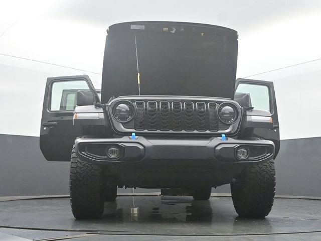 Used 2024 Jeep Wrangler Unlimited AWD/4WD image 56