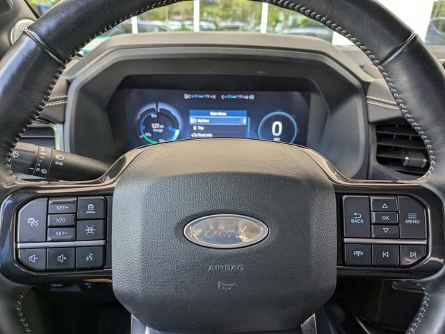 Used 2023 Ford F150 Lightning Platinum image 27
