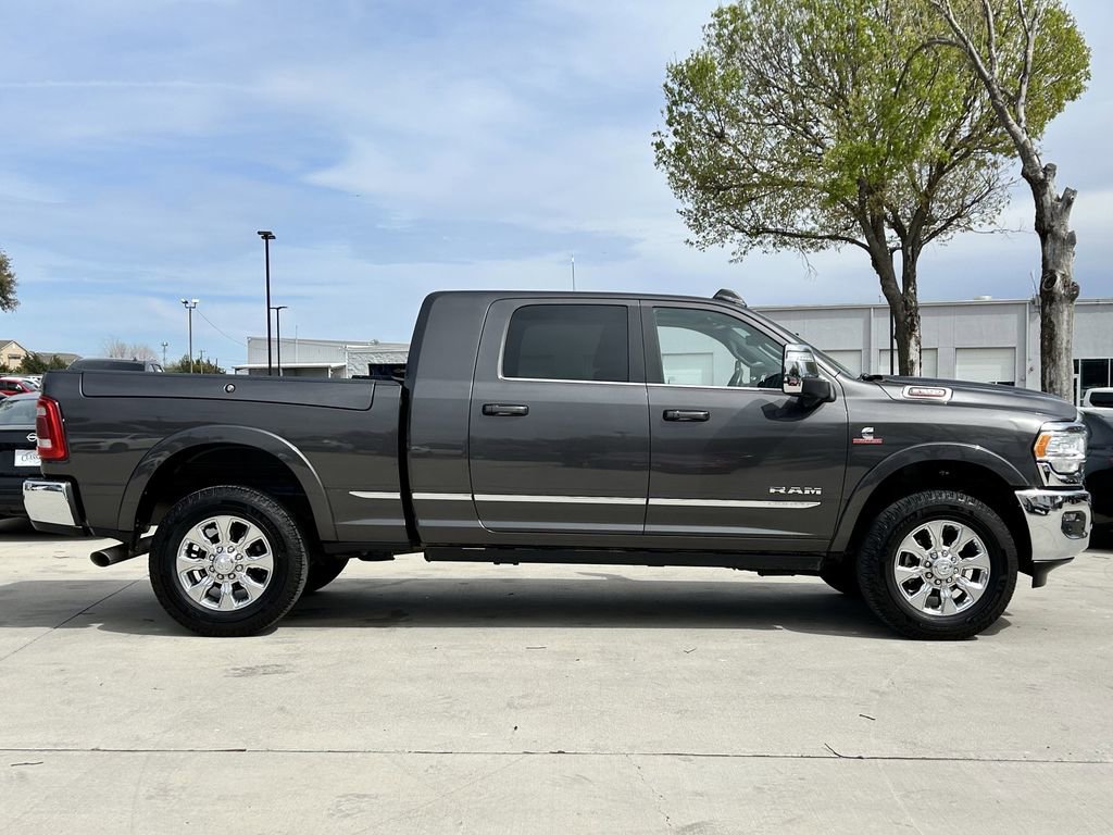 Used 2023 RAM 2500 Limited image 3