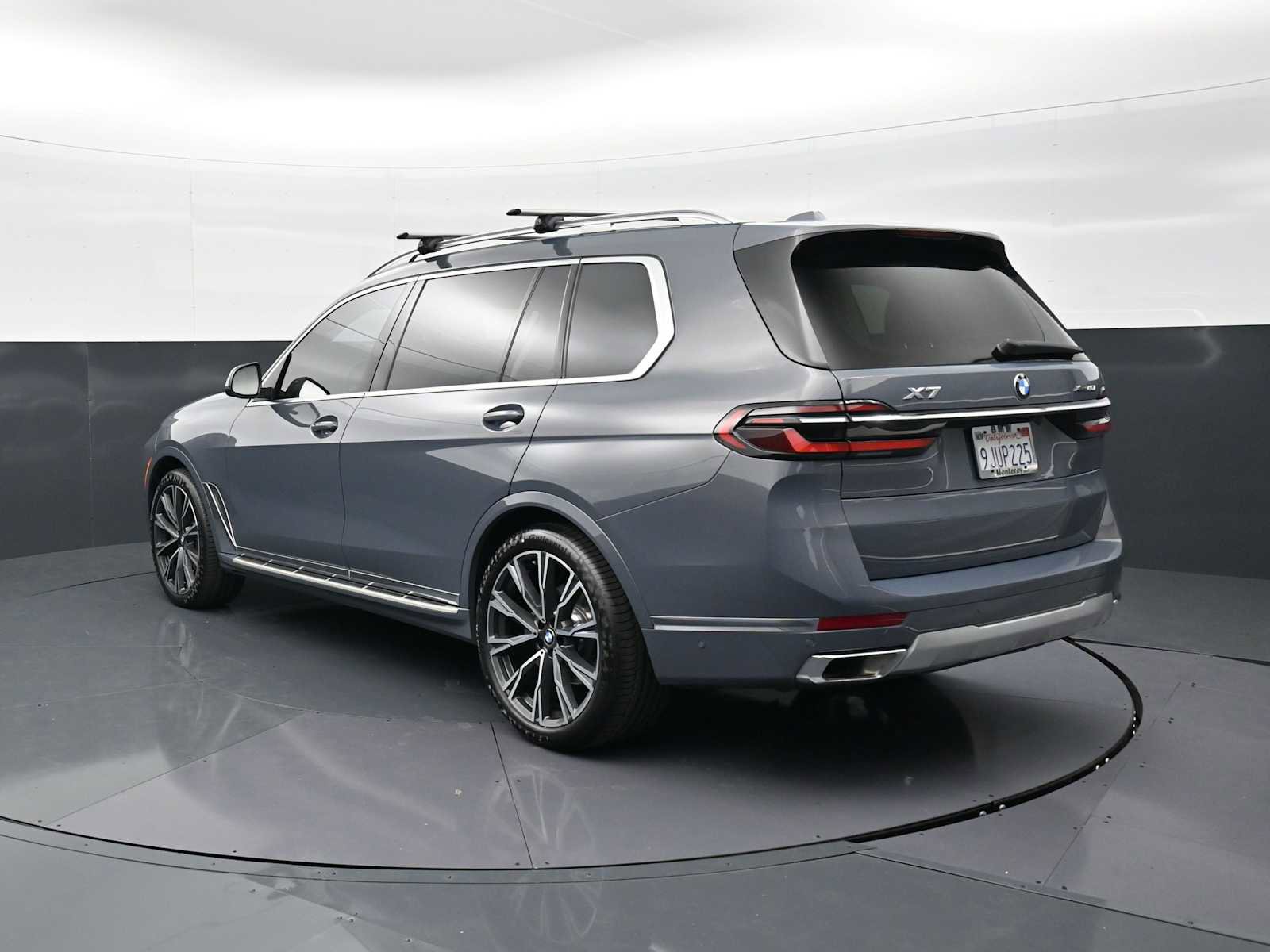 Certified 2023 BMW X7 xDrive40i w/ Executive Package AWD/4WD image 7