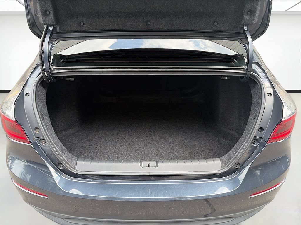 Used 2021 Honda Insight EX image 25
