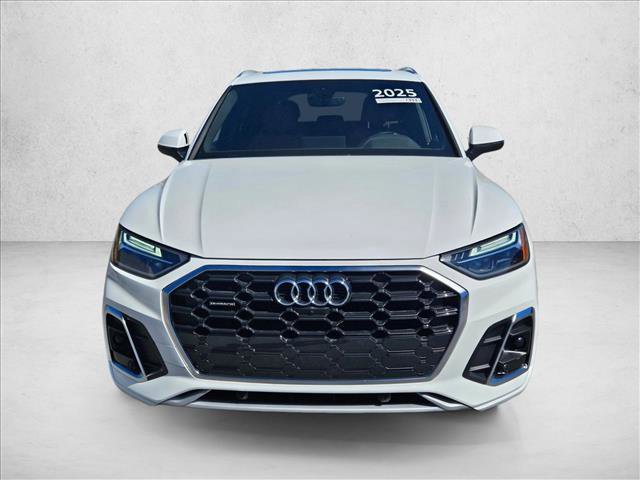 Certified 2025 Audi Q5 2.0T Premium Plus w/ Premium Plus Package image 2