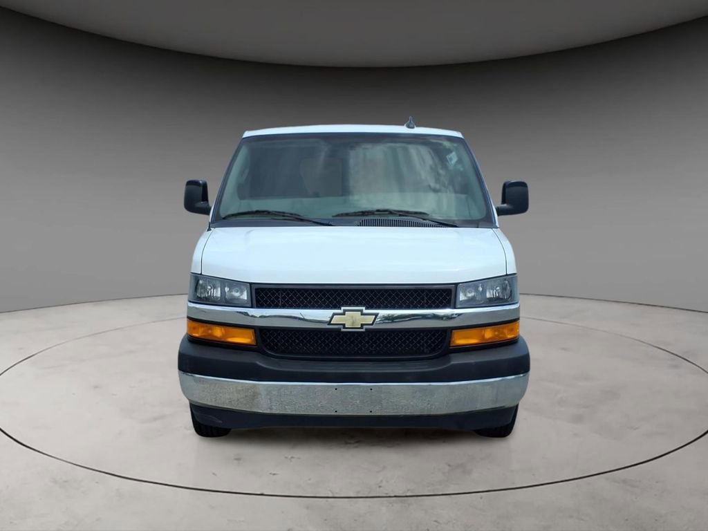 Used 2020 Chevrolet Express 2500 w/ Driver Convenience Package RWD image 8
