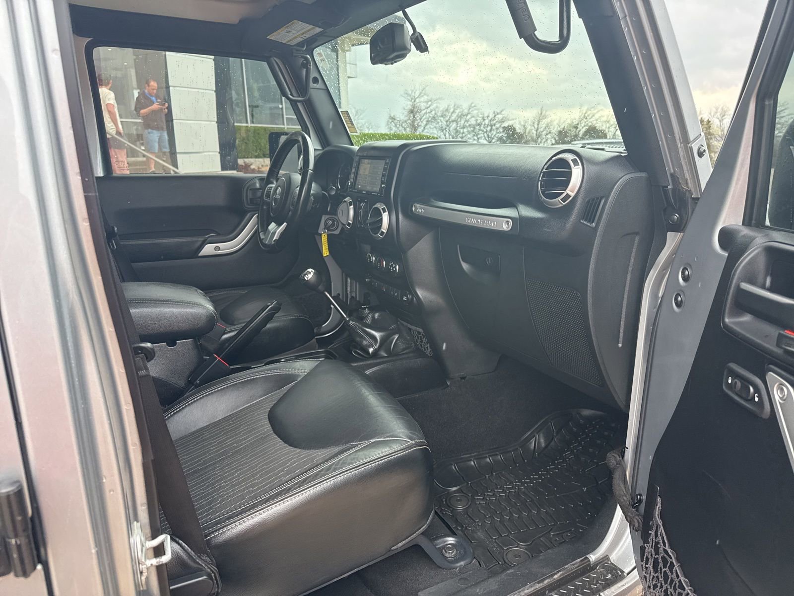 Used 2015 Jeep Wrangler Unlimited Sport image 22