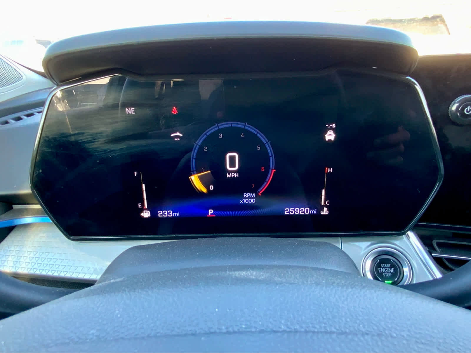 Certified 2025 Chevrolet Trax LT w/ Driver Confidence Package image 35