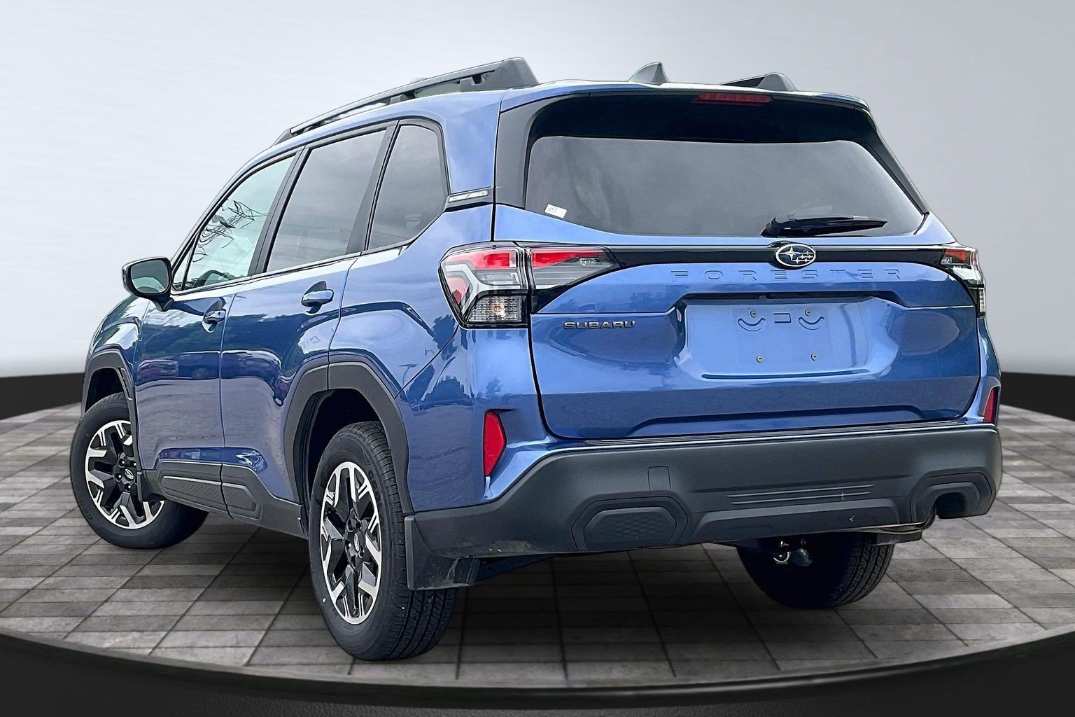 Used 2026 Subaru Forester Premium AWD/4WD image 11
