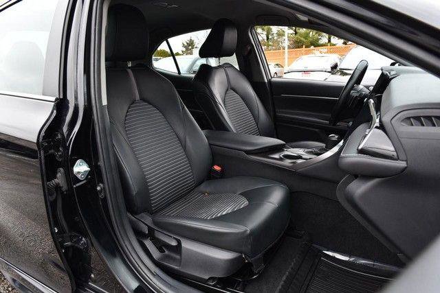 Used 2024 Toyota Camry SE image 19