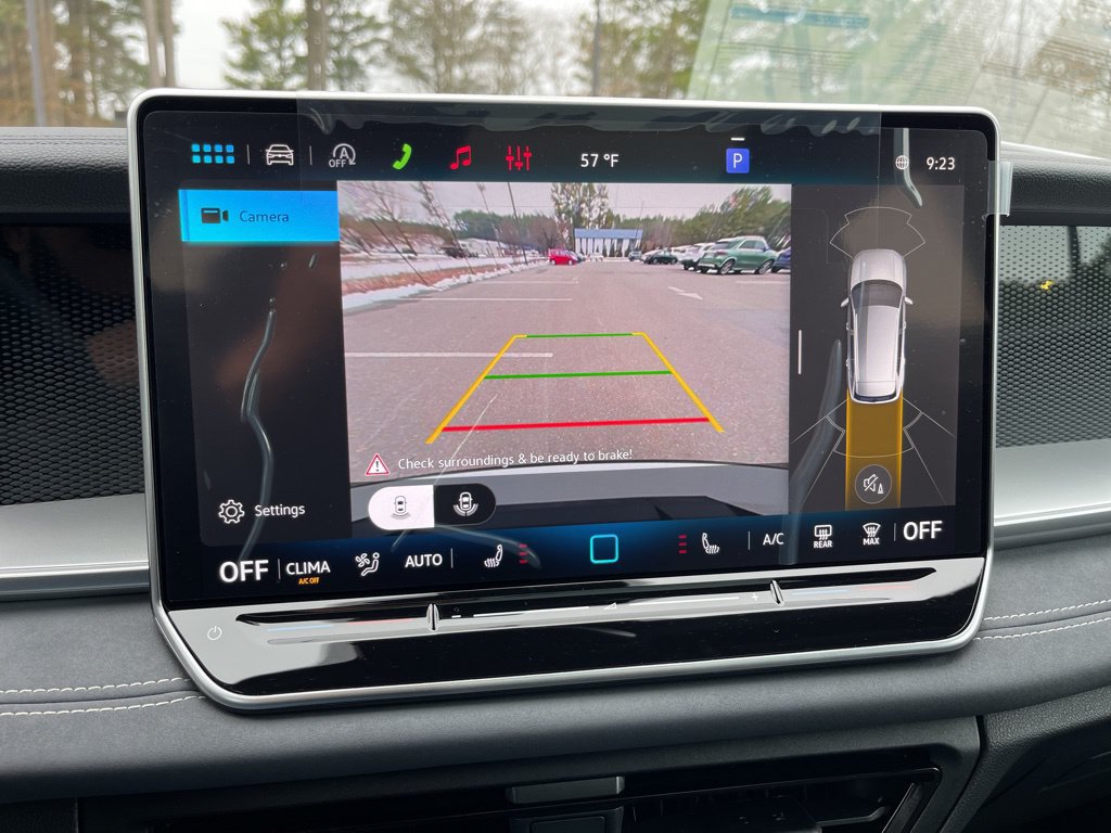 New 2026 Volkswagen Tiguan SE R-Line AWD/4WD image 9