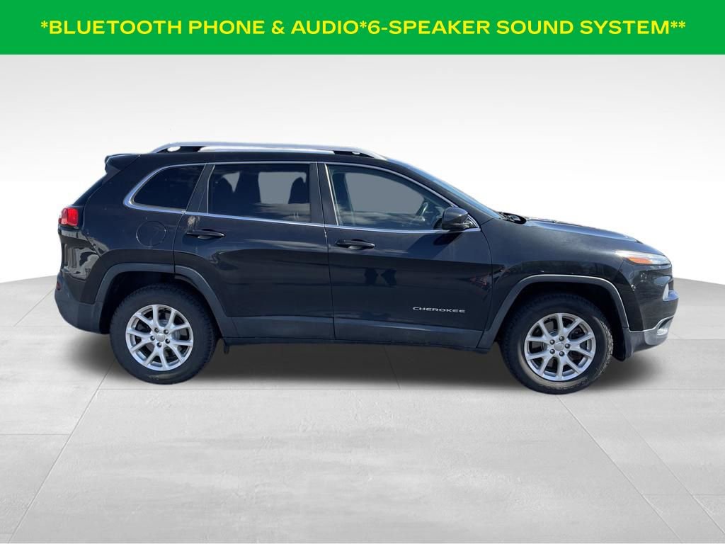 Used 2015 Jeep Cherokee Latitude w/ Cold Weather Group image 4