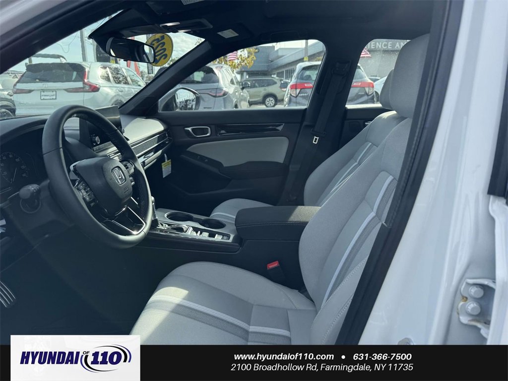 Used 2025 Honda Civic Sport image 14