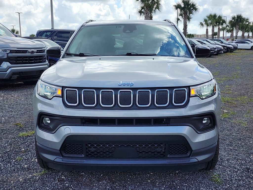 Used 2022 Jeep Compass Latitude w/ Convenience Group AWD/4WD image 10