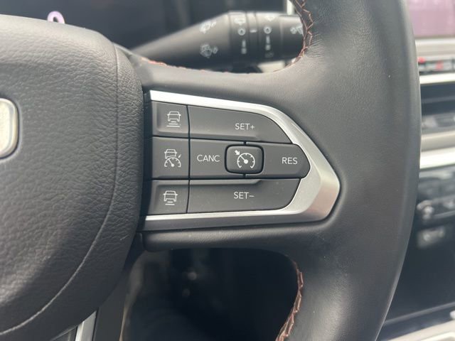 Used 2022 Jeep Compass Limited w/ Elite Group image 11