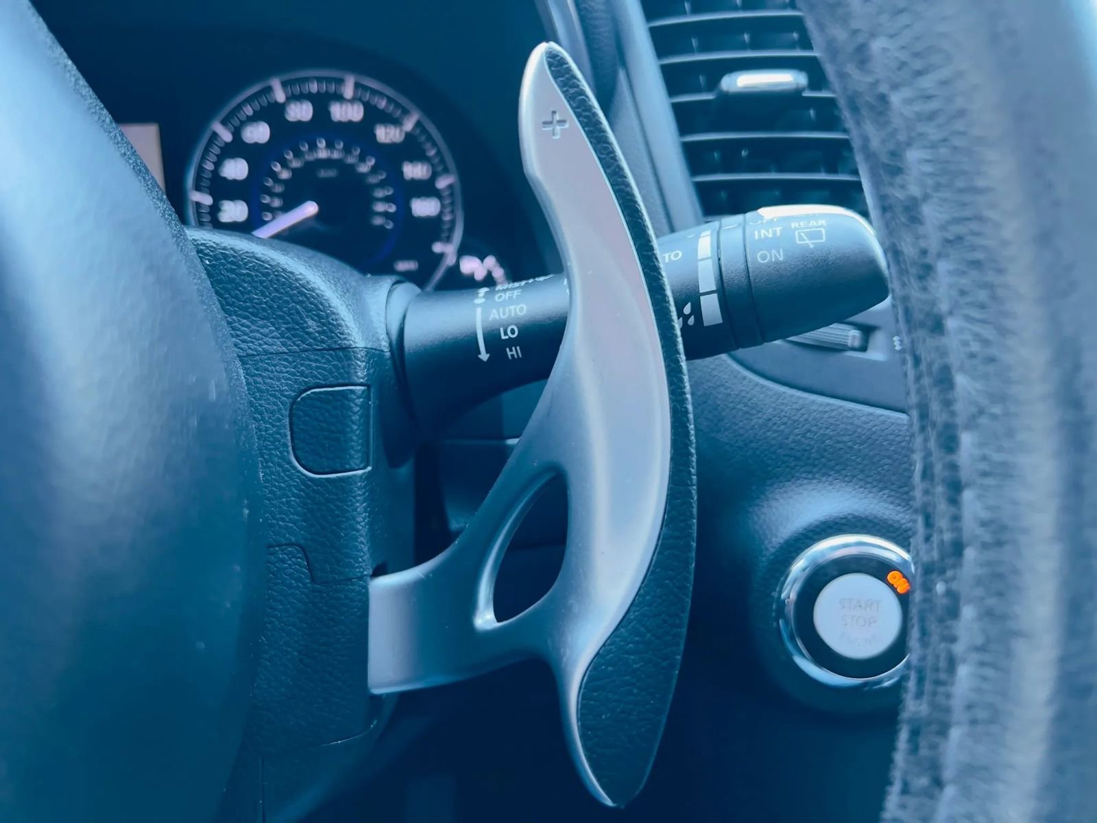 Used 2015 INFINITI QX70 3.7 image 36