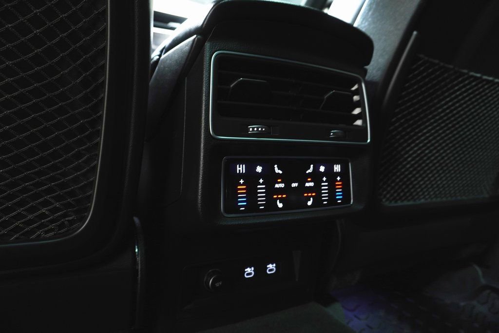 Used 2021 Audi SQ7 Premium Plus w/ Executive Package AWD/4WD image 14