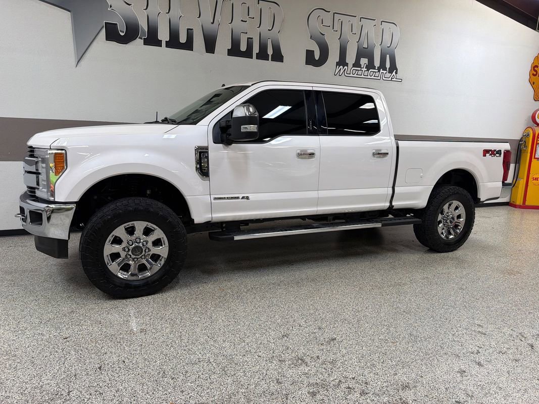 Used 2019 Ford F250 Lariat w/ Lariat Ultimate Package AWD/4WD image 4